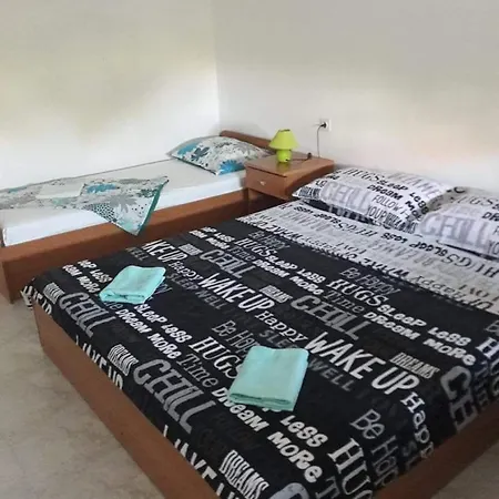 Panorama Apartment *