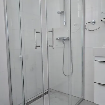 Panorama Apartment *