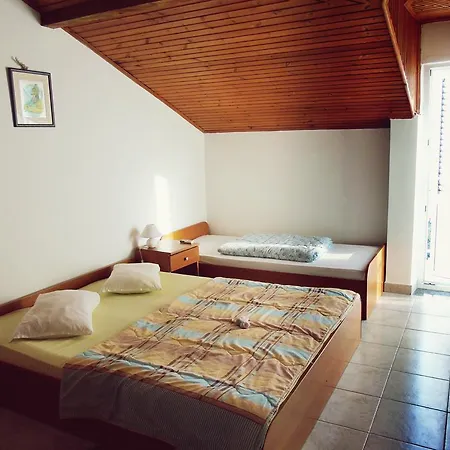 Panorama Apartment *