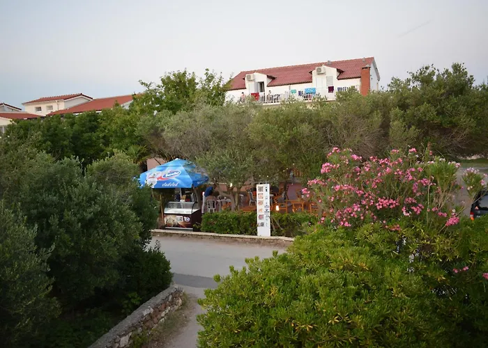 Panorama Povljana